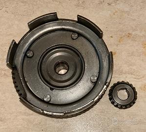 Campana 18/67 denti elicoidali per Vespa