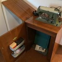 Macchina da cucire d’ epoca