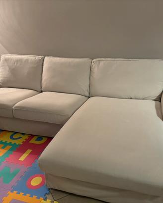 Divano Kivik 3 posti con chaise-longue