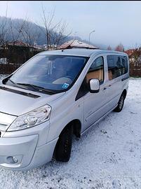 Citroen Jumpy 9  posti 