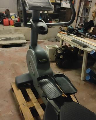 Wave stepper Technogym