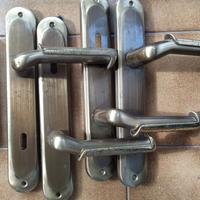 MANIGLIA PER INTERNI