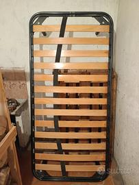 Rete da letto singola in doghe