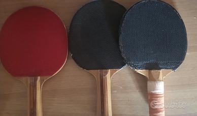 Tre racchette da ping pong vintage miste