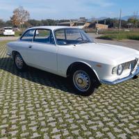 Giulia Sprint GT