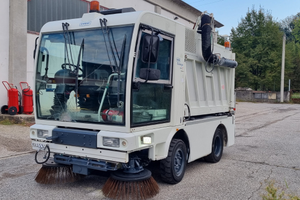 Spazzatrice stradale Schmidt Cleango Élite S -2004