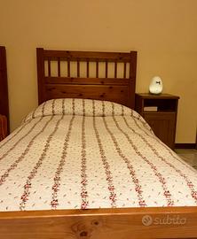 Letto e comodino Ikea