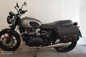 Moto Triumph speed twin 900