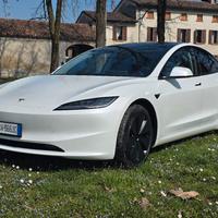 Tesla model 3 highland Rwd SR premium 