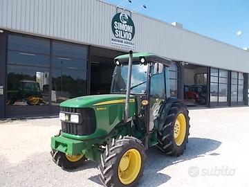 JOHN DEERE 5090GF