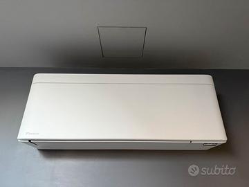 condizionatore daikin 2 split e posto esterno