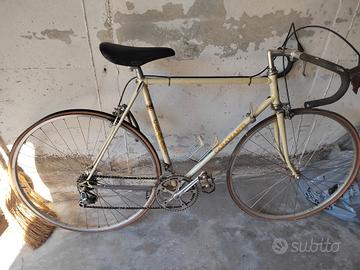 bicicletta da corsa vintage 