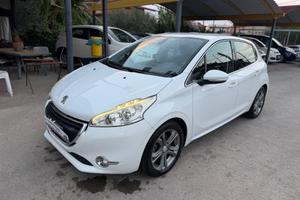 Peugeot 208 82cv 5 porte Allure Km Certificati