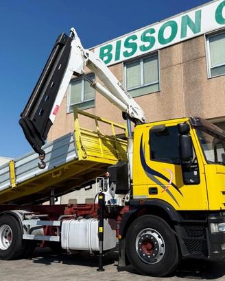 Camion/ Autocarro IVECO EUROTECH 180E27 - Rib/ Gru