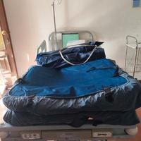 letto ospedaliero con materasso