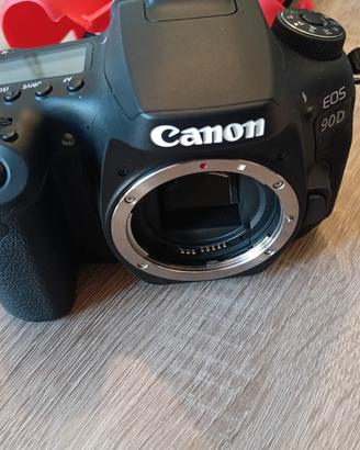Canon EOS 90D + obiettivi 