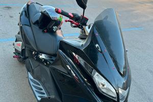 Aprilia srv 850