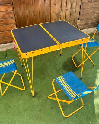 Tavolino da campeggio vintage