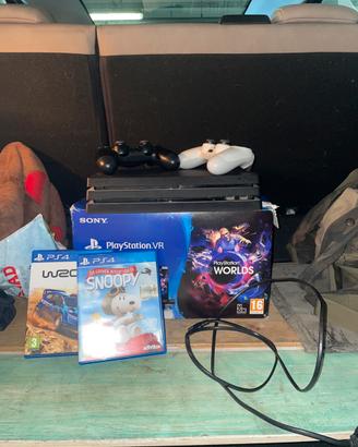 ps4 pro + VR + 2 joystick
