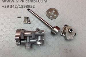 POMPA OLIO SUZUKI GSXR 750 2006 2007 GSX R