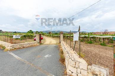 Terreno - Militello in Val di Catania