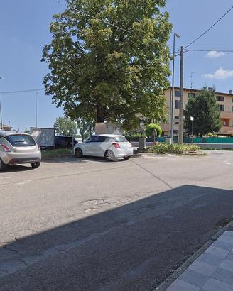 2 LOCALI A REGGIO NELL'EMILIA