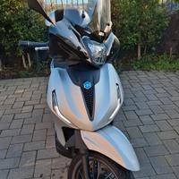 Piaggio Beverly 300 S