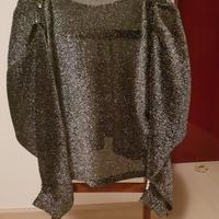 maglia laminata con bottoni 
