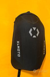 Zaino XLMOTO con protezione schiena rigida