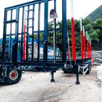 Semirimorchio tronchi carmosino
