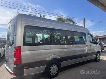 Volkswagen Crafter 9 posti possibilità trasporto d