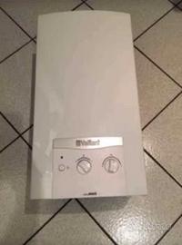 scaldabagno GPL  vaillant usato ancora come  nuovo
