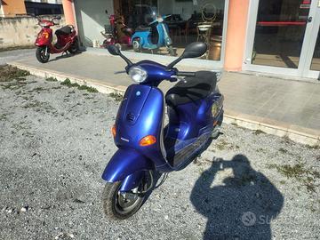 Vespa 50 Et2