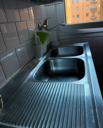 Lavello da cucina in acciao inox a 2 vasche