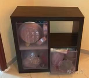 Coppia di scaffali IKEA KALLAX a 4 e 8 spazi