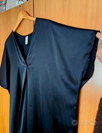 vestito leggero, molto largo 