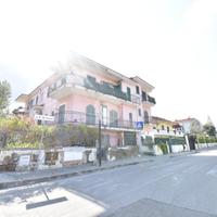 3 LOCALI A POLLENA TROCCHIA