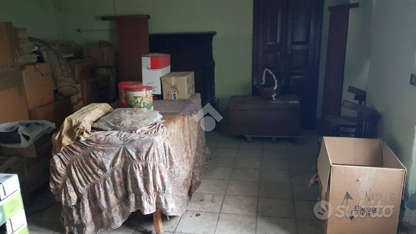RUSTICO A VARALLO POMBIA - Vista 5