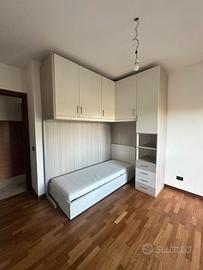 Camera da letto completa con armadio capiente – Pe