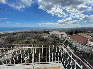 Casa indipendente con giardino