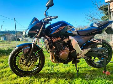 Moto Kawasaki Z750
