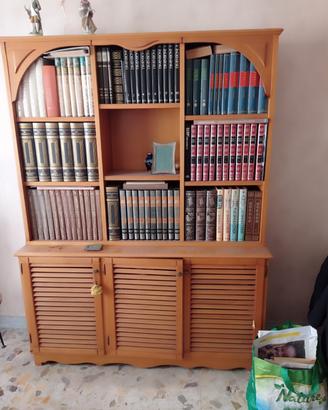 Libreria in legno originale 