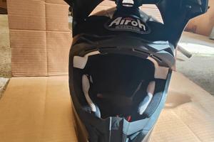 casco motocross airoh