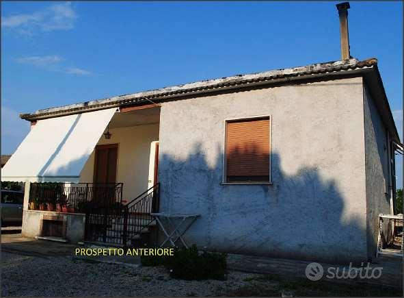Porzione di Casa a Cisterna di Latina