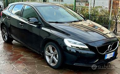 Volvo V40 2.0 d2 R-design Kinetic