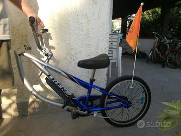 Cammellino rimorchio pieghevole bicicletta TREK