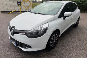 Renault Clio 1.2 benzina 75cv