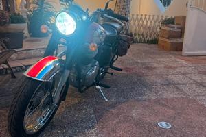 Royal Enfield Classic 350 - Pari al nuovo