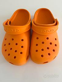 Crocs classic clog n. 32/33