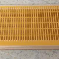 Gabbia blocco covata apicoltura varroa